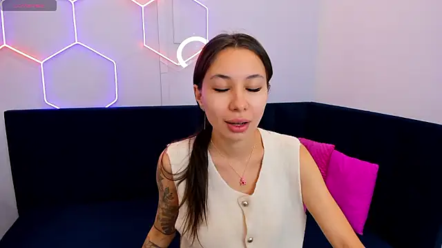 Snapshot of Kat__cat chatting on 03.16.26 Kat cat online show from 03.16.26