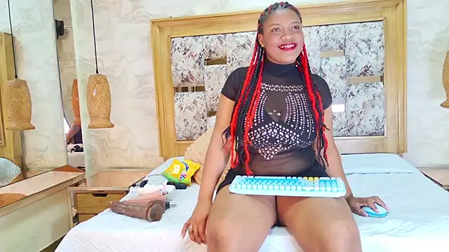 Snapshot of ZOLEY_WATSON chatting on 11.27.25 ZOLEY WATSON online show from 11.27.25