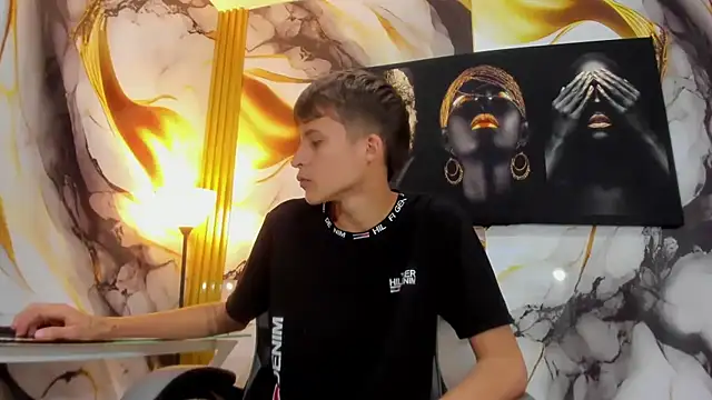 mono blonde online show from 10.07.25