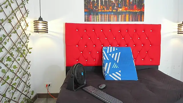 carolinacrus01 online show from 10.09.25