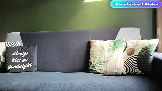 Snapshot of Eveline_Beauty_Kitty chatting on 09.18.25 Eveline Beauty Kitty online show from 09.18.25