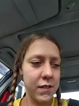 Snapshot of Eveline_Beauty_Kitty chatting on 09.27.25 Eveline Beauty Kitty online show from 09.27.25