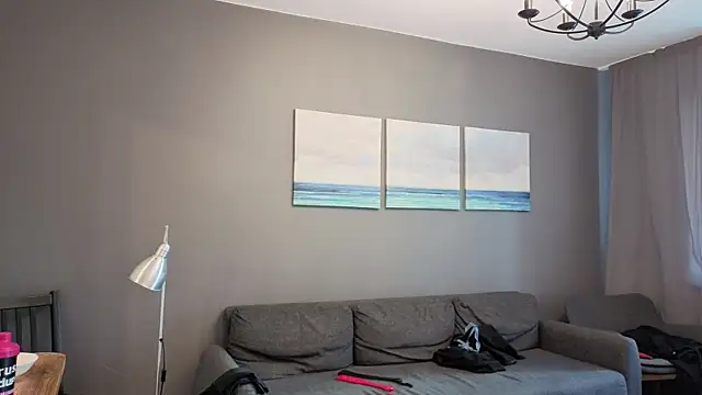 Snapshot of Eveline_Beauty_Kitty chatting on 10.19.25 Eveline Beauty Kitty online show from 10.19.25