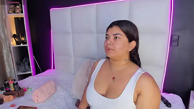 Gigi duran online show from 04.27.26