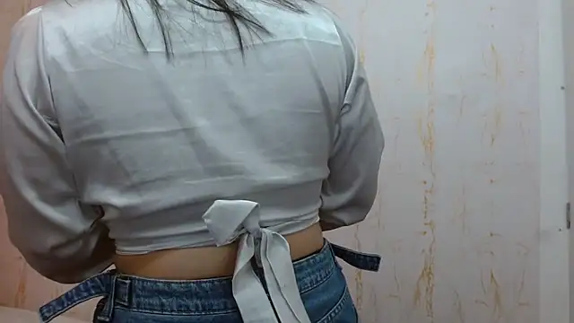 MiaKimky online show from 09.11.25