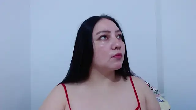 Snapshot of carolina_zabala_19 chatting on 10.10.25 carolina zabala 19 online show from 10.10.25