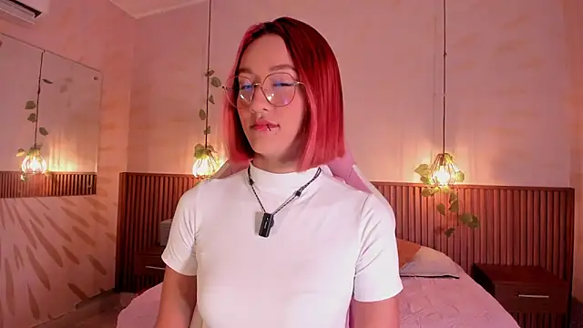 daphne courtis online show from 03.13.26