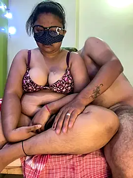 SwatiCam online show from 11.08.25