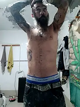 Snapshot of Zk1980 chatting on 11.11.25 Zk1980 online show from 11.11.25