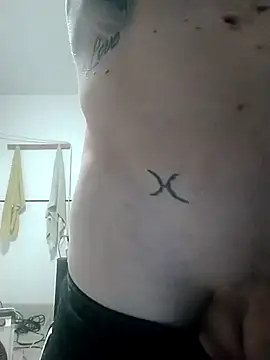 Snapshot of Zk1980 chatting on 12.03.25 Zk1980 online show from 12.03.25