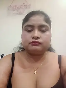 Snapshot of hornyriyanka chatting on 06.27.26 hornyriyanka online show from 06.27.26