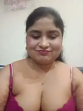 Snapshot of hornyriyanka chatting on 06.30.26 hornyriyanka online show from 06.30.26
