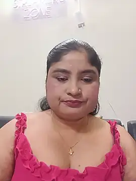 Snapshot of hornyriyanka chatting on 08.01.26 hornyriyanka online show from 08.01.26
