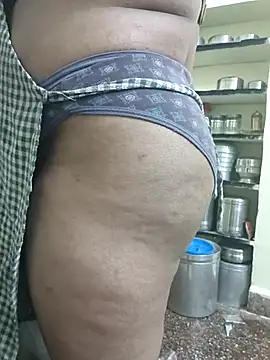 dhanshri143 online show from 10.28.25