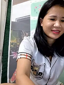 Snapshot of Maria2299 chatting on 09.15.25 Maria2299 online show from 09.15.25