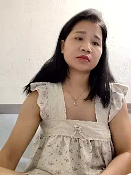 Snapshot of Maria2299 chatting on 09.17.25 Maria2299 online show from 09.17.25