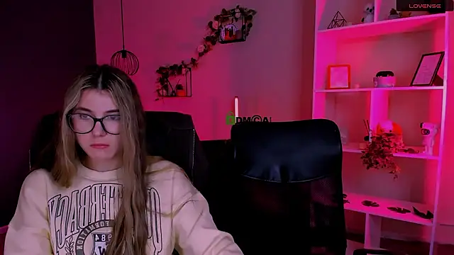 lissa night online show from 03.17.26