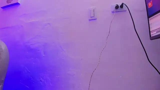 Ambar Cullen online show from 10.28.25