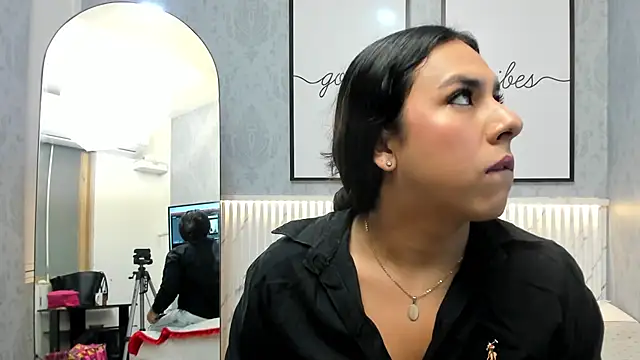 Snapshot of Ximenahott_ chatting on 10.02.25 Ximenahott online show from 10.02.25