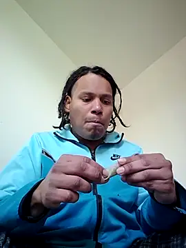 Snapshot of uratre chatting on 01.06.26 uratre online show from 01.06.26