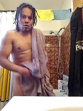 Snapshot of uratre chatting on 01.31.26 uratre online show from 01.31.26