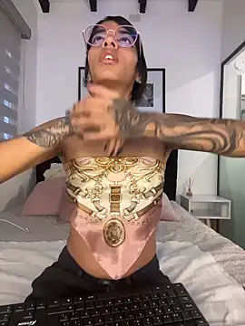 TweetiePieXXX online show from 03.10.26