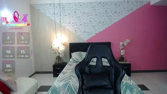 Snapshot of sophia_brunette_ chatting on 09.27.25 sophia brunette online show from 09.27.25