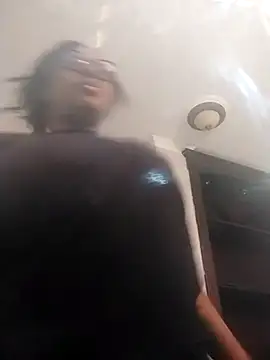 Snapshot of SheilaCoopers_ chatting on 10.03.25 SheilaCoopers online show from 10.03.25