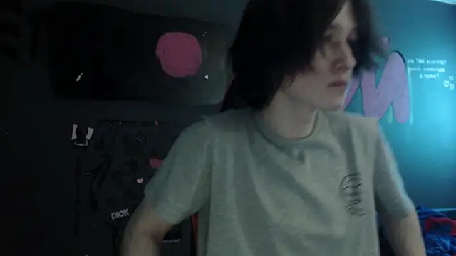 Snapshot of min1pekka chatting on 11.26.25 min1pekka online show from 11.26.25