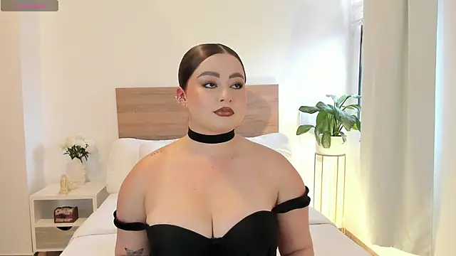 Lea Joness online show from 07.31.26
