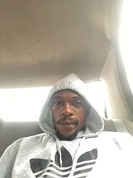 Snapshot of BaggyDirt chatting on 01.19.26 BaggyDirt online show from 01.19.26