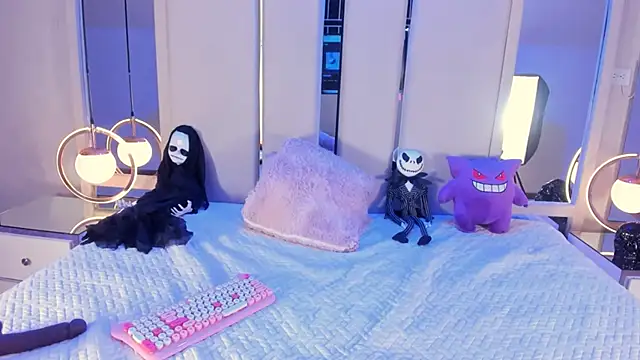 VesperVelvet online show from 10.09.25