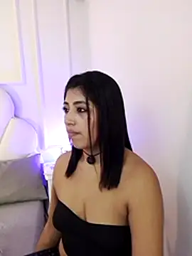 Kaylachannell online show from 07.06.26