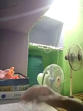 Snapshot of juhijaan2005 chatting on 10.14.25 juhijaan2005 online show from 10.14.25