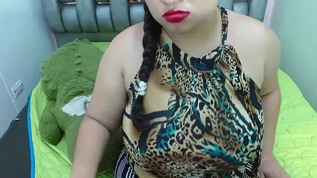 Madison Copers online show from 11.02.25