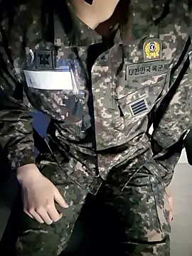 Snapshot of 111owo111 chatting on 02.24.26 111owo111 online show from 02.24.26