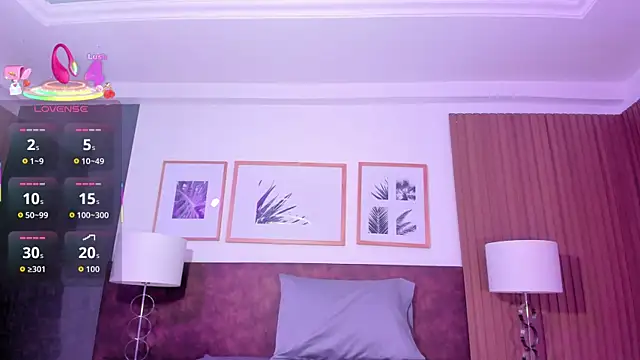 Snapshot of cutie_katy_ chatting on 11.19.25 cutie katy online show from 11.19.25