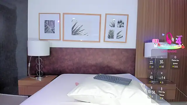 Snapshot of cutie_katy_ chatting on 11.28.25 cutie katy online show from 11.28.25