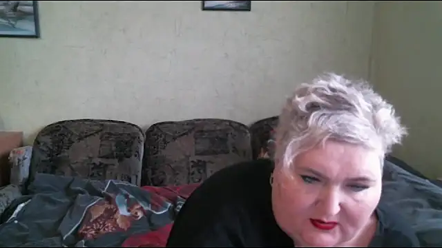 Snapshot of Lana555 chatting on 03.03.25 Lana555 online show from 03.03.25