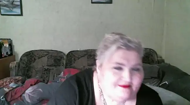 Snapshot of Lana555 chatting on 03.05.25 Lana555 online show from 03.05.25