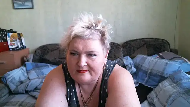 Snapshot of Lana555 chatting on 09.11.25 Lana555 online show from 09.11.25