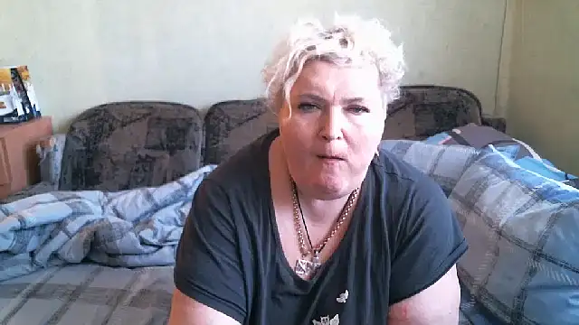 Snapshot of Lana555 chatting on 09.12.25 Lana555 online show from 09.12.25