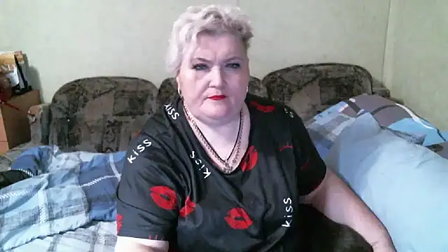 Snapshot of Lana555 chatting on 09.17.25 Lana555 online show from 09.17.25