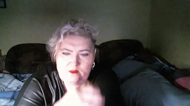 Snapshot of Lana555 chatting on 09.19.25 Lana555 online show from 09.19.25