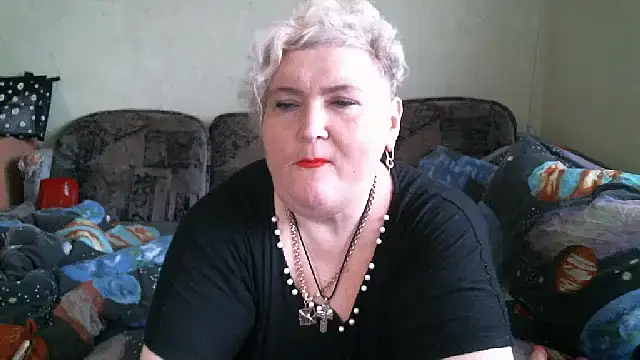 Snapshot of Lana555 chatting on 10.10.25 Lana555 online show from 10.10.25