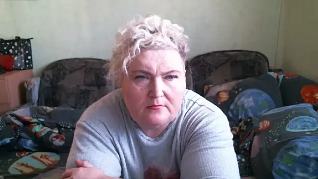 Snapshot of Lana555 chatting on 10.13.25 Lana555 online show from 10.13.25