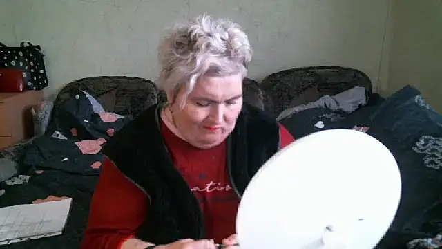 Snapshot of Lana555 chatting on 10.21.25 Lana555 online show from 10.21.25