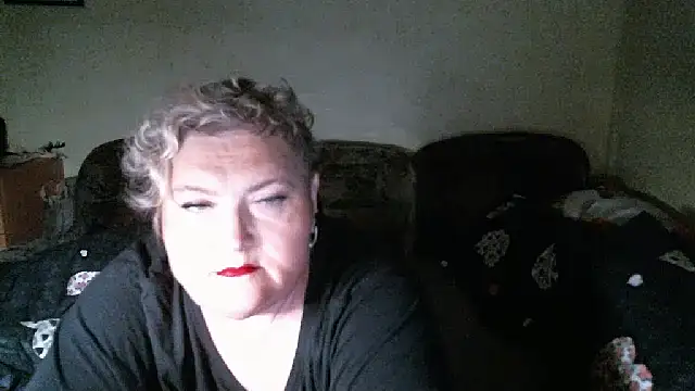 Snapshot of Lana555 chatting on 11.30.25 Lana555 online show from 11.30.25