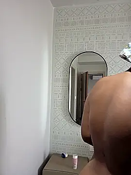 Snapshot of Lexiluv1 chatting on 01.14.26 Lexiluv1 online show from 01.14.26