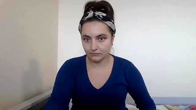 Snapshot of DInaraXRose chatting on 09.23.25 DInaraXRose online show from 09.23.25